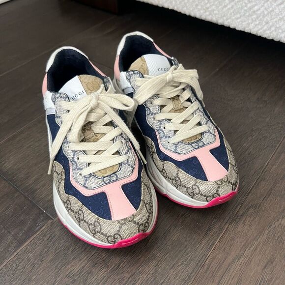 Gucci sneakers - Picture 2 of 14